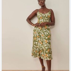 Reformation Orange Grove Dress Size 8, Never worn!